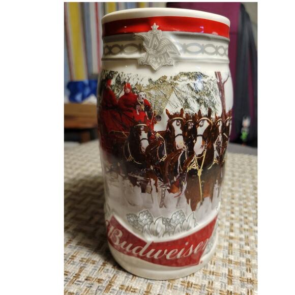 Budweiser 2017 Christmas Holiday Beer Stein 38th Anniversary Collector Edition - Picture 4 of 8